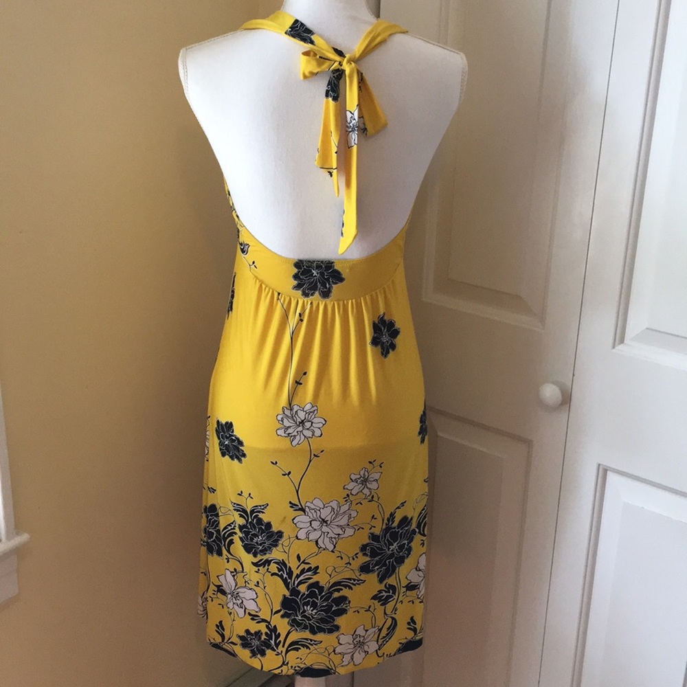 Sexy, Soft,Swingy, Halter Top Sundress🌸VOXX - Picture 5 of 6